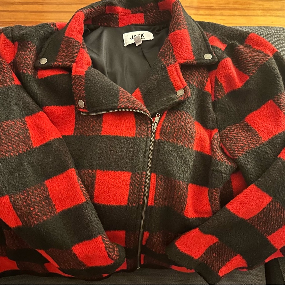 BB Dakota Buffalo Plaid Zip Up Jacket (with pockets)